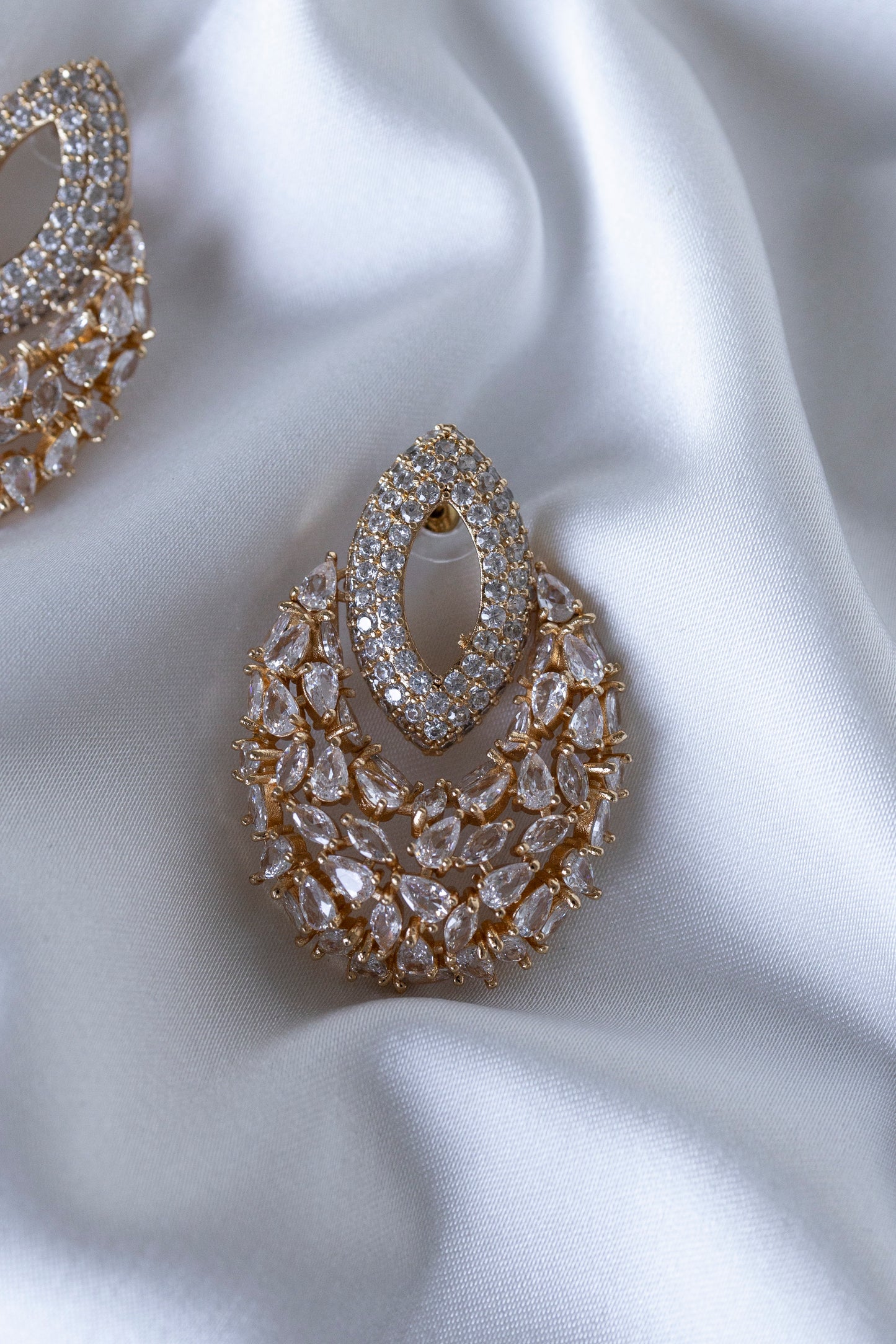 Gold Oval Earrings