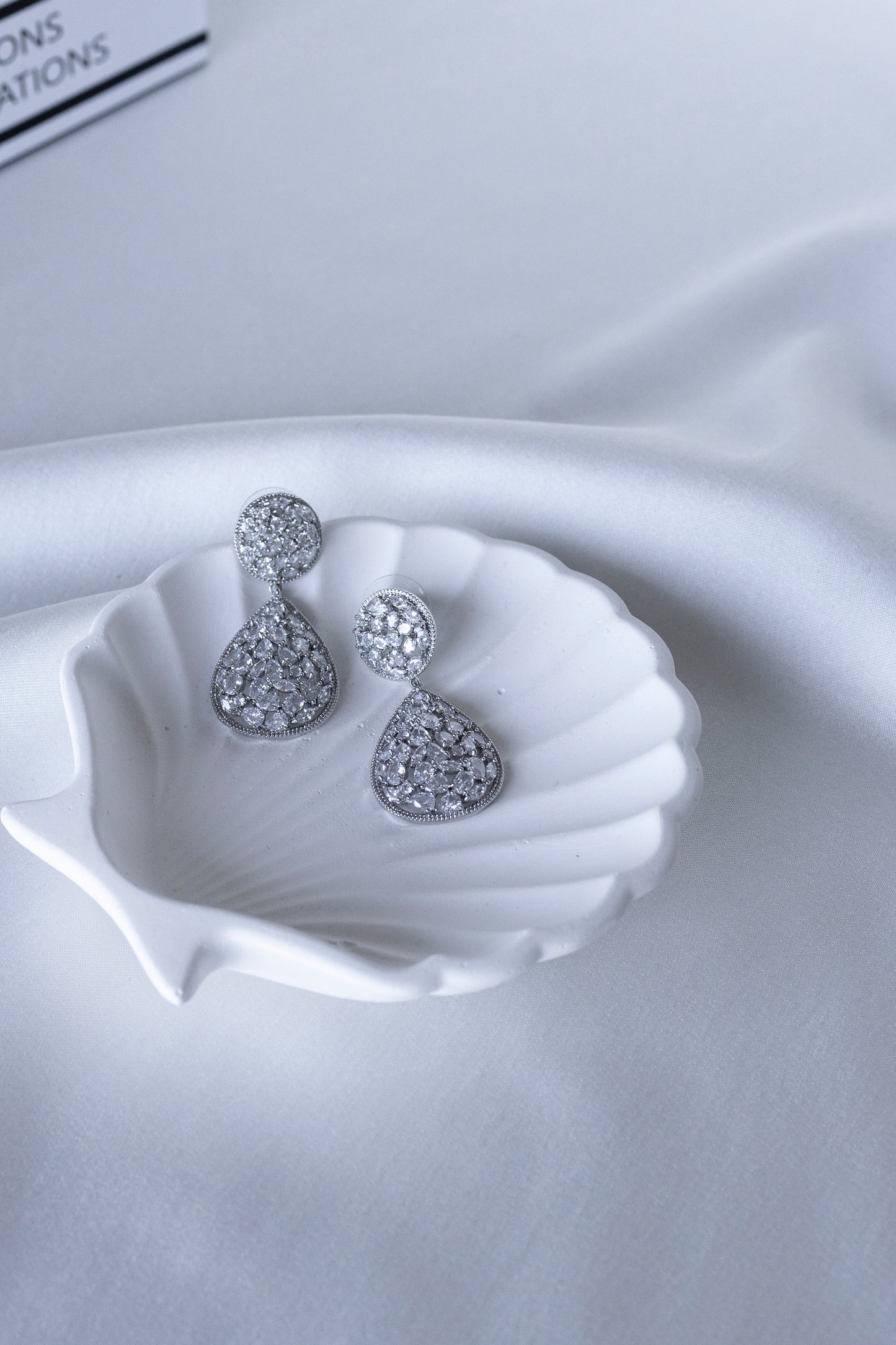 Silver Dangle Drop