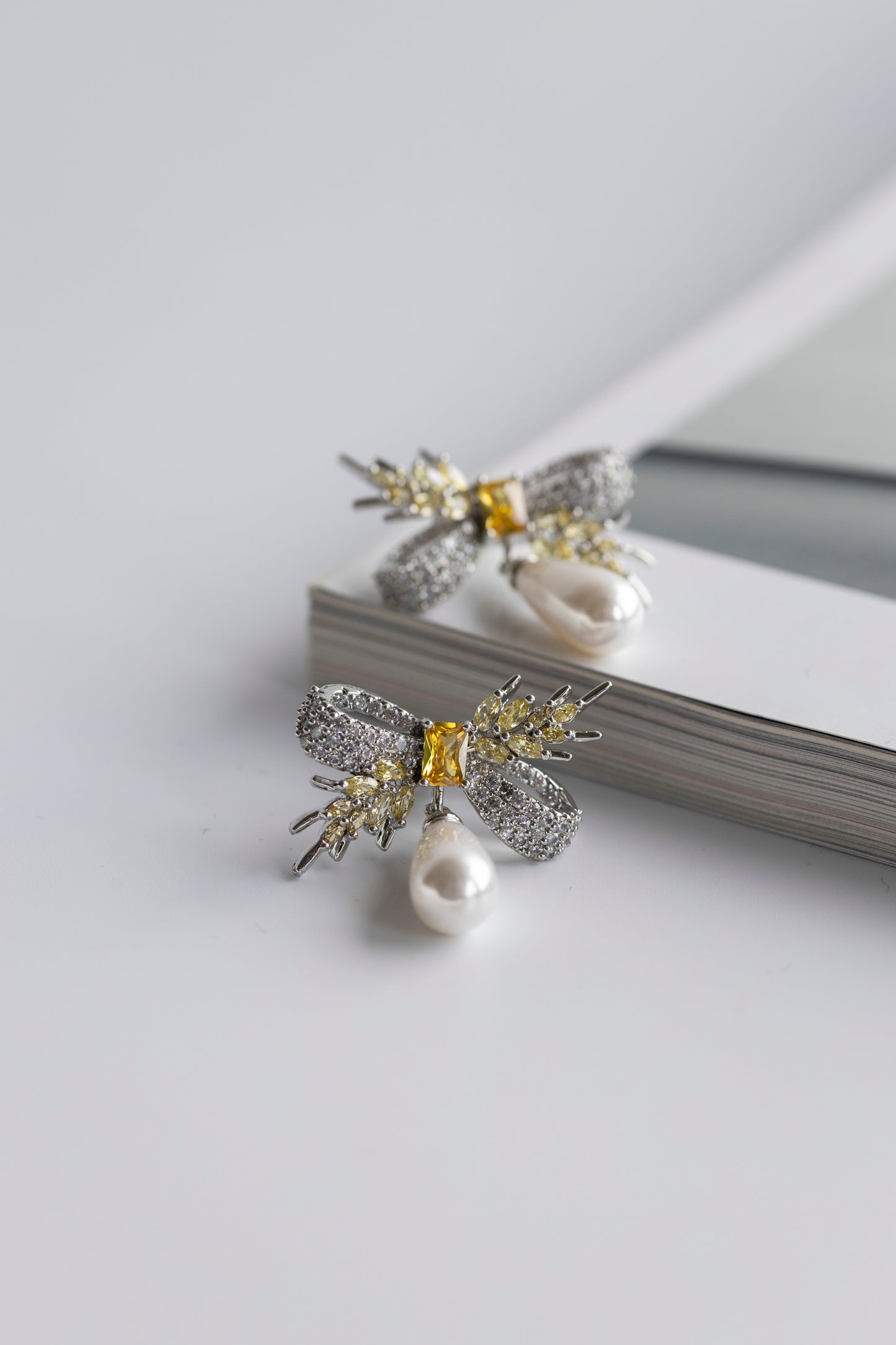 Canary Pearl Drop
