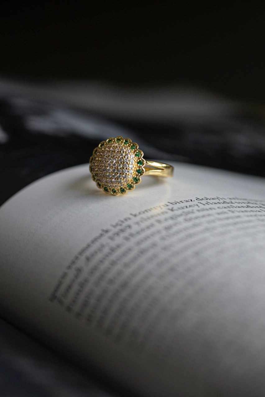 Gold Emerald Ring