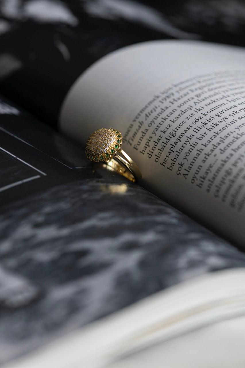 Gold Emerald Ring