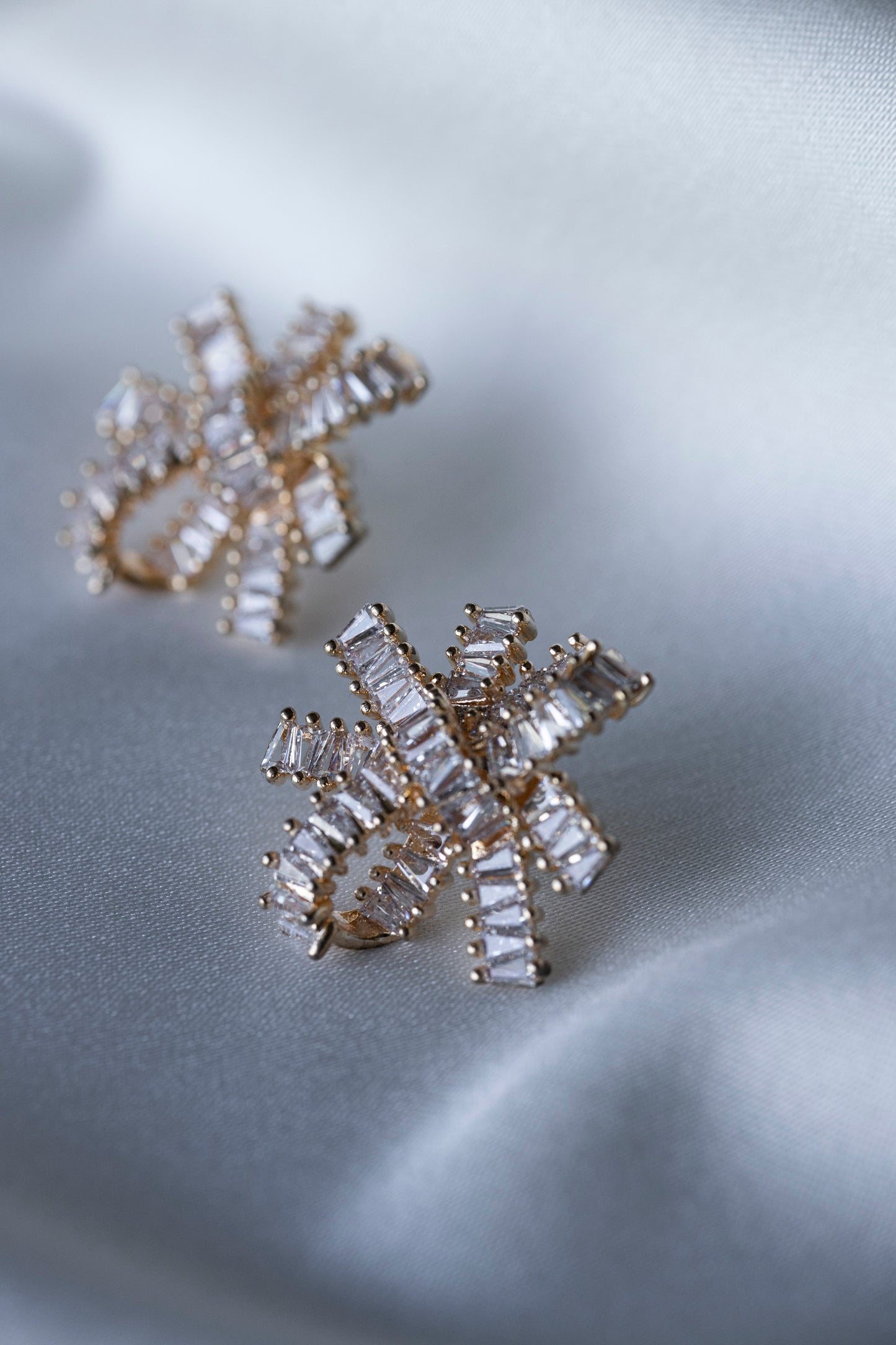 Gold Knot Earrings