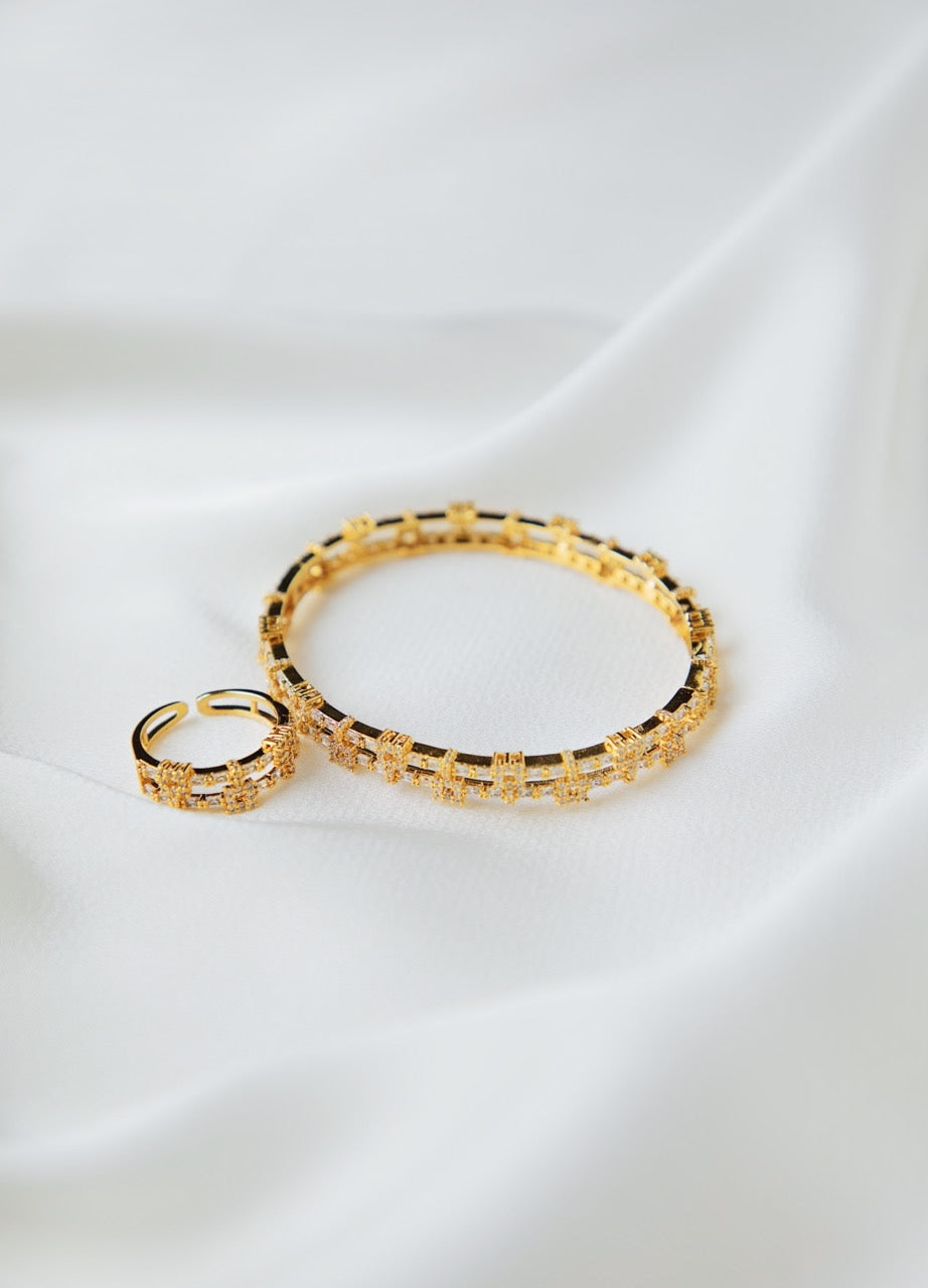 Gold Stone Bangle