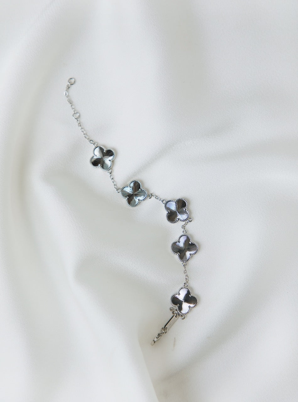 Silver Four-Leaf Bracelet