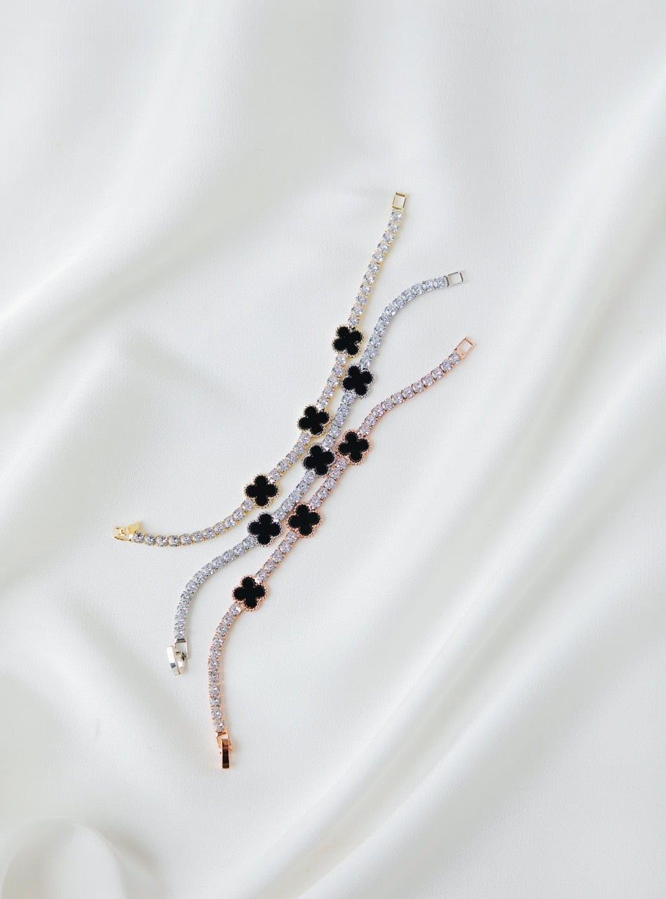 Clover and Zirconia Bracelet