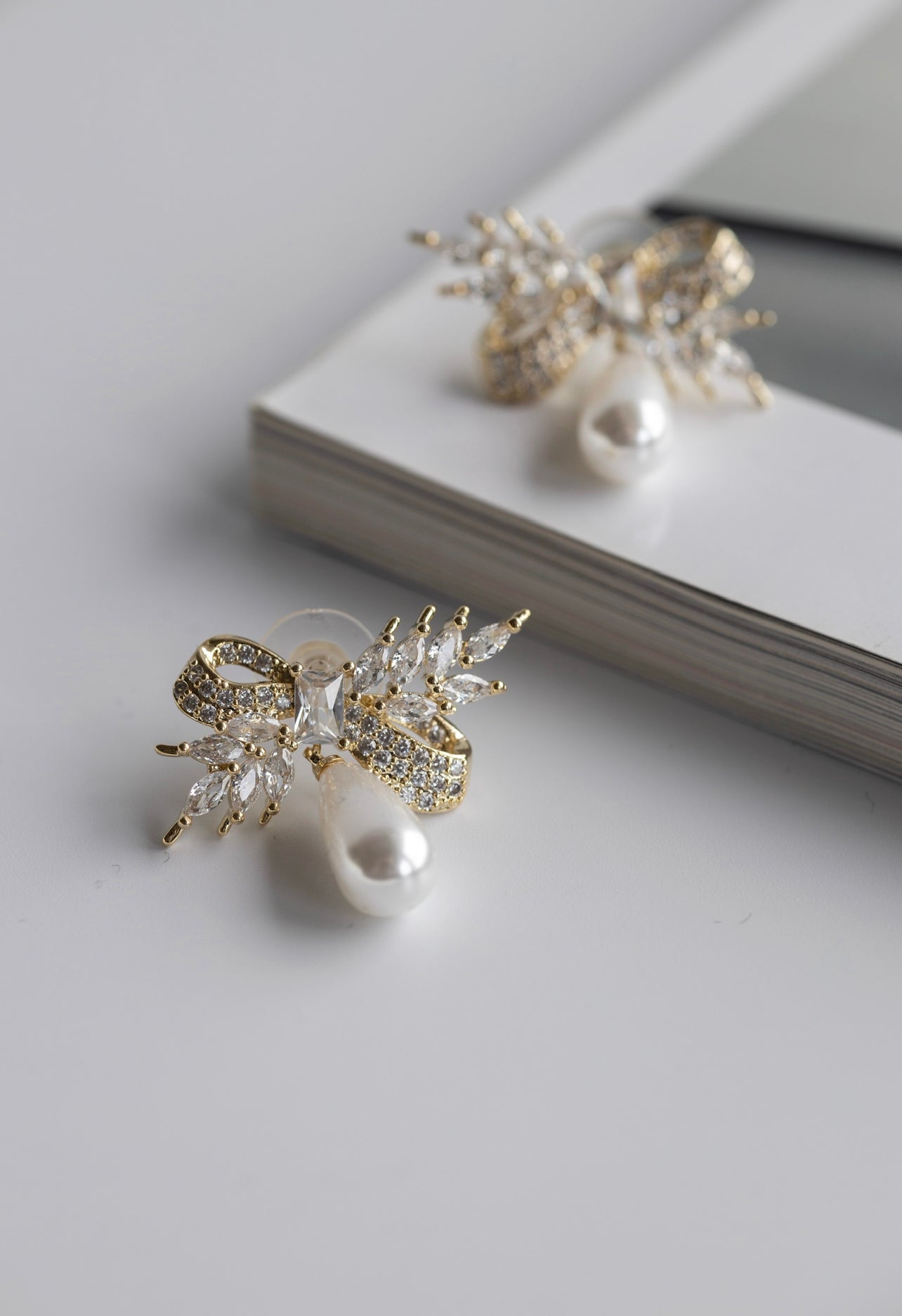 Gold Pearl Drop