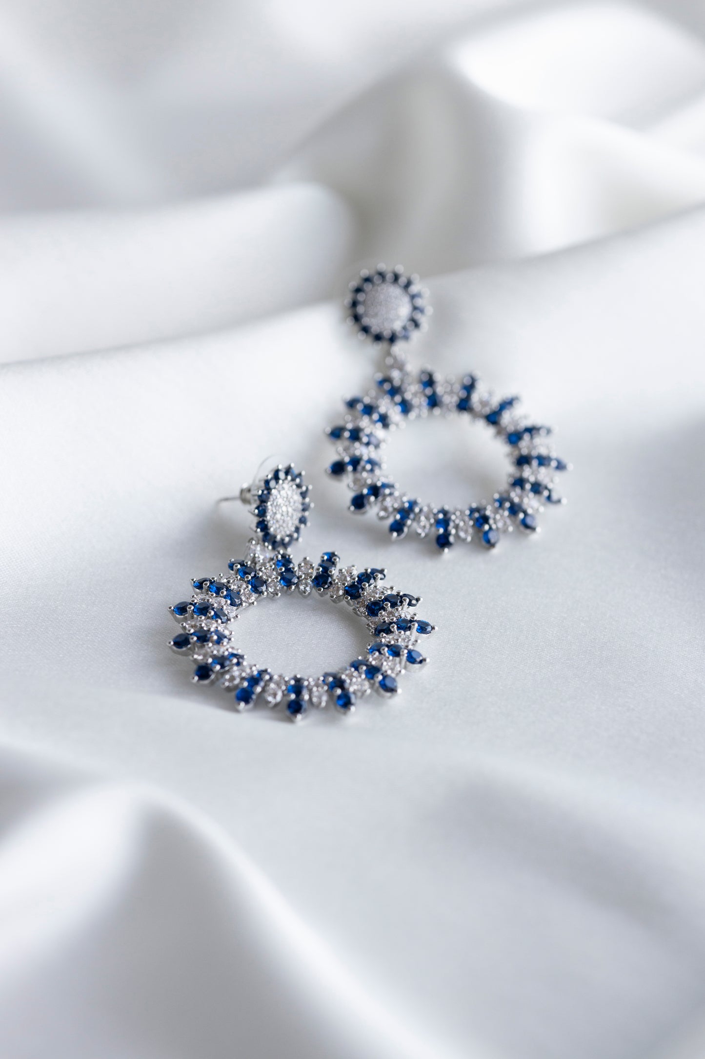Royal Blue Circle