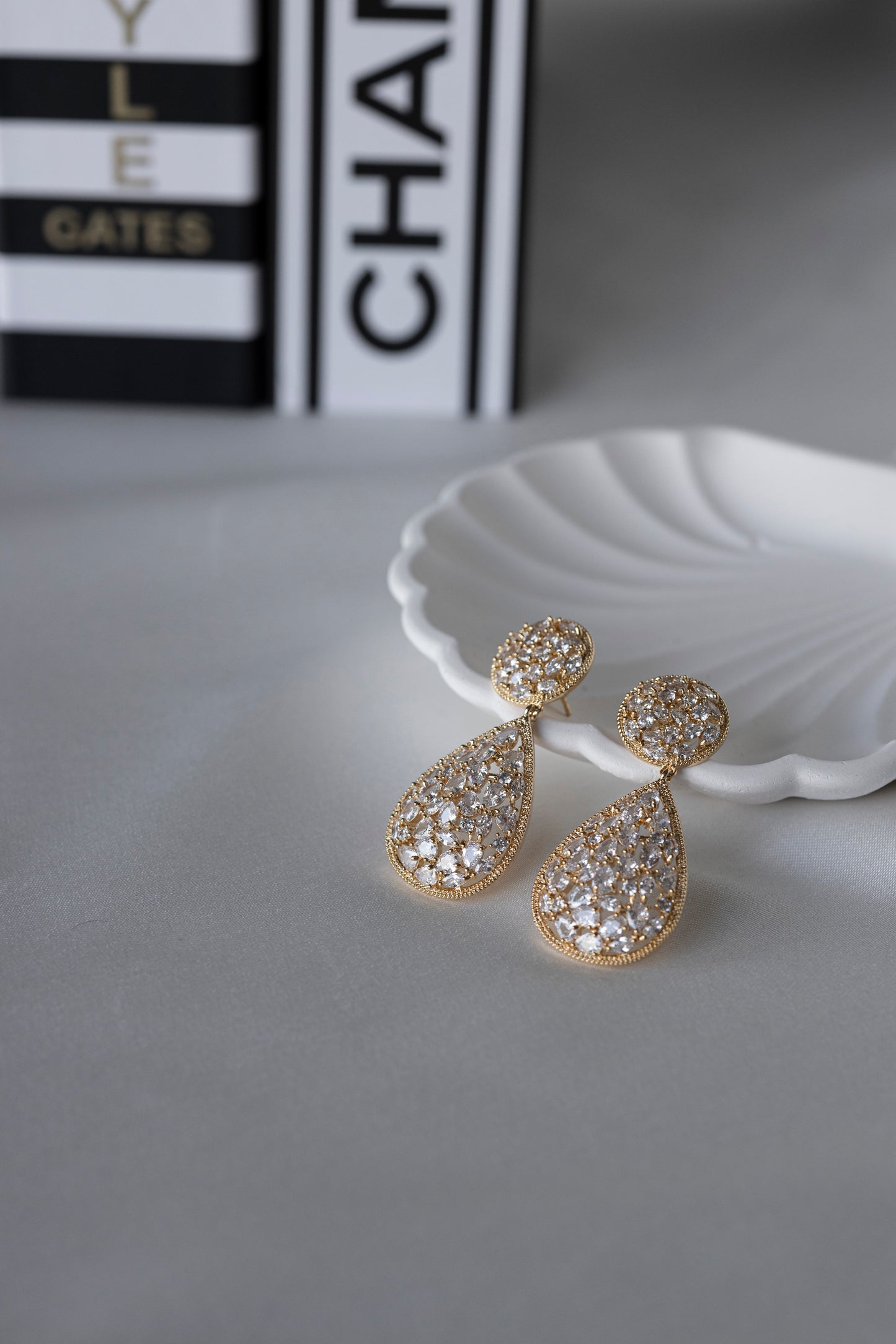 Gold Dangle Drop