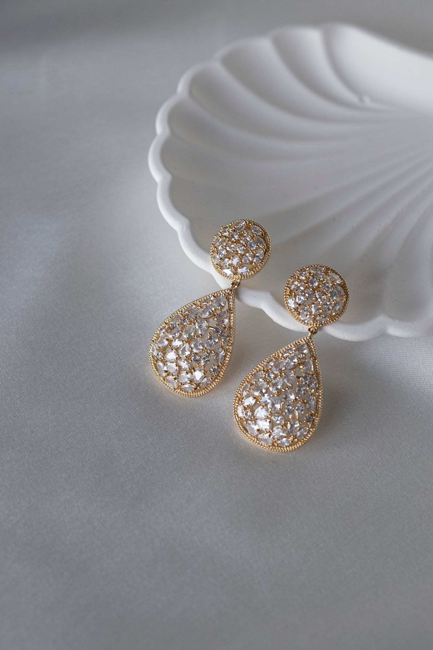 Gold Dangle Drop